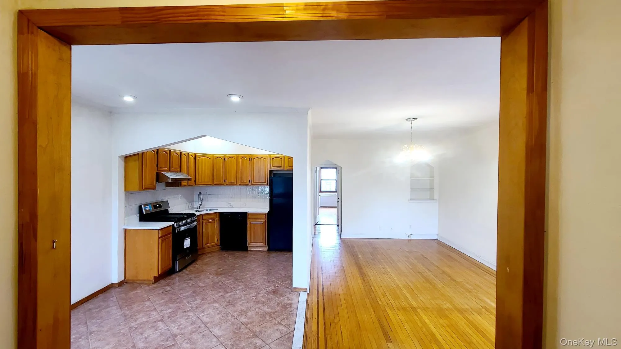 85-78 66th Avenue, New York, NY, 2 Bedrooms Bedrooms, 4 Rooms Rooms,2 BathroomsBathrooms,Residential Lease,For Rent,66th,0,1032103 85-78 66th Avenue, New York, NY, 2 Bedrooms Bedrooms, 4 Rooms Rooms,2 BathroomsBathrooms,Residential Lease,For Rent,66th,0,1032103