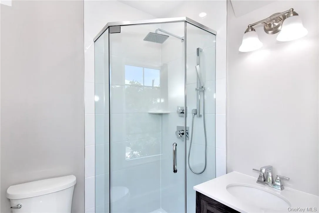 142 Second Avenue, Pelham, NY, 3 Bedrooms Bedrooms, 8 Rooms Rooms,2 BathroomsBathrooms,Residential Lease,For Rent,Second,0,1032106 142 Second Avenue, Pelham, NY, 3 Bedrooms Bedrooms, 8 Rooms Rooms,2 BathroomsBathrooms,Residential Lease,For Rent,Second,0,1032106