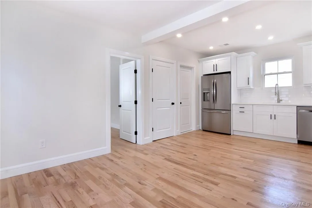 142 Second Avenue, Pelham, NY, 3 Bedrooms Bedrooms, 8 Rooms Rooms,2 BathroomsBathrooms,Residential Lease,For Rent,Second,0,1032106 142 Second Avenue, Pelham, NY, 3 Bedrooms Bedrooms, 8 Rooms Rooms,2 BathroomsBathrooms,Residential Lease,For Rent,Second,0,1032106