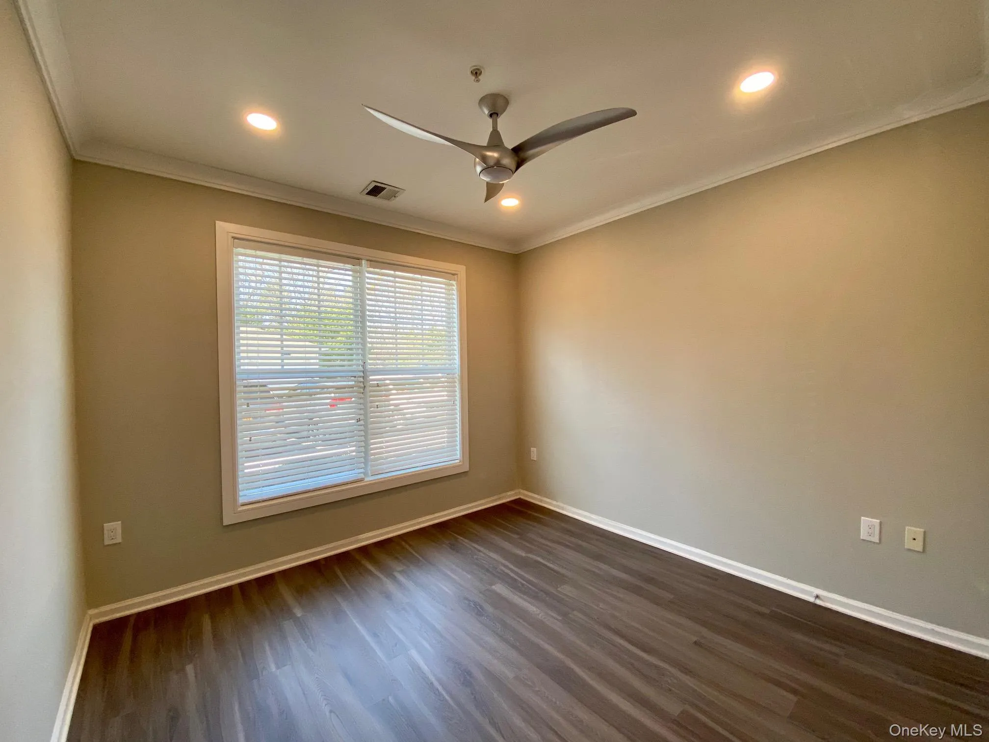 1 Charles Pond Drive, Brookhaven, NY, 2 Bedrooms Bedrooms, 6 Rooms Rooms,2 BathroomsBathrooms,Residential Lease,For Rent,Charles Pond,0,1032108 1 Charles Pond Drive, Brookhaven, NY, 2 Bedrooms Bedrooms, 6 Rooms Rooms,2 BathroomsBathrooms,Residential Lease,For Rent,Charles Pond,0,1032108