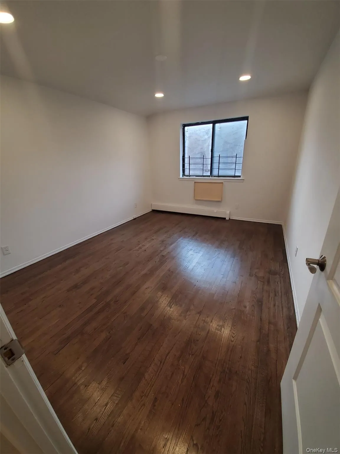 81-18 138th Street, New York, NY, 3 Bedrooms Bedrooms, 5 Rooms Rooms,2 BathroomsBathrooms,Residential Lease,For Rent,138th,0,1032112 81-18 138th Street, New York, NY, 3 Bedrooms Bedrooms, 5 Rooms Rooms,2 BathroomsBathrooms,Residential Lease,For Rent,138th,0,1032112