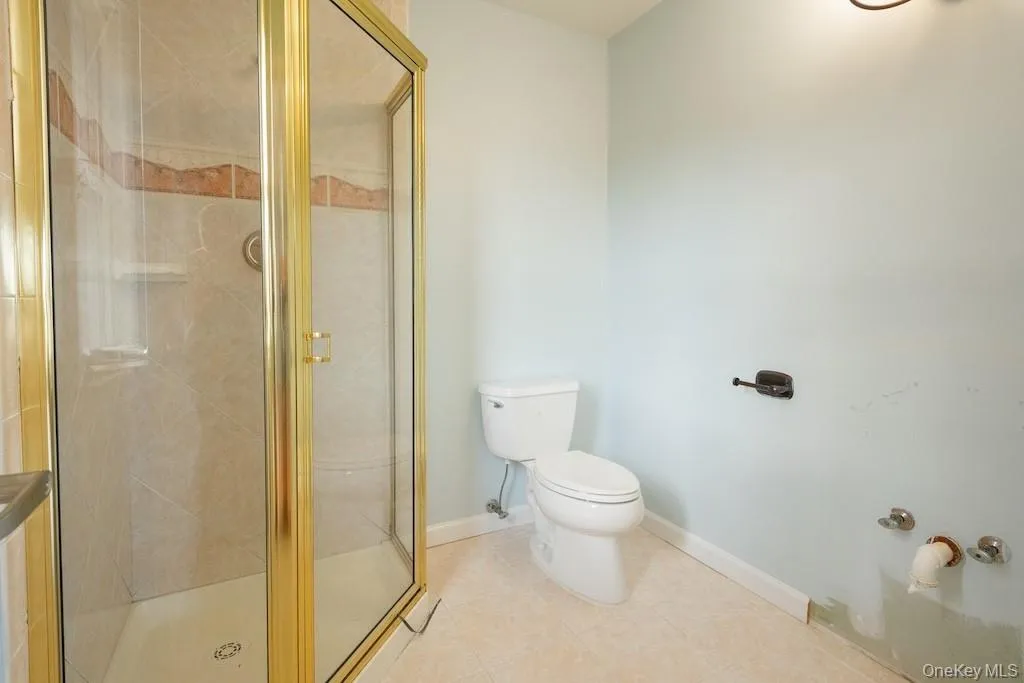 300 Snedecor Avenue, Islip, NY, 4 Bedrooms Bedrooms, 8 Rooms Rooms,3 BathroomsBathrooms,Residential,For Rent,Snedecor,0,1032114 300 Snedecor Avenue, Islip, NY, 4 Bedrooms Bedrooms, 8 Rooms Rooms,3 BathroomsBathrooms,Residential,For Rent,Snedecor,0,1032114