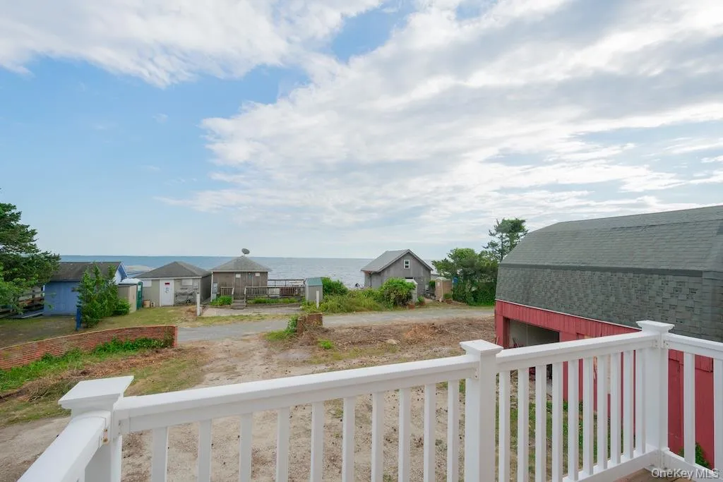 300 Snedecor Avenue, Islip, NY, 4 Bedrooms Bedrooms, 8 Rooms Rooms,3 BathroomsBathrooms,Residential,For Rent,Snedecor,0,1032114 300 Snedecor Avenue, Islip, NY, 4 Bedrooms Bedrooms, 8 Rooms Rooms,3 BathroomsBathrooms,Residential,For Rent,Snedecor,0,1032114