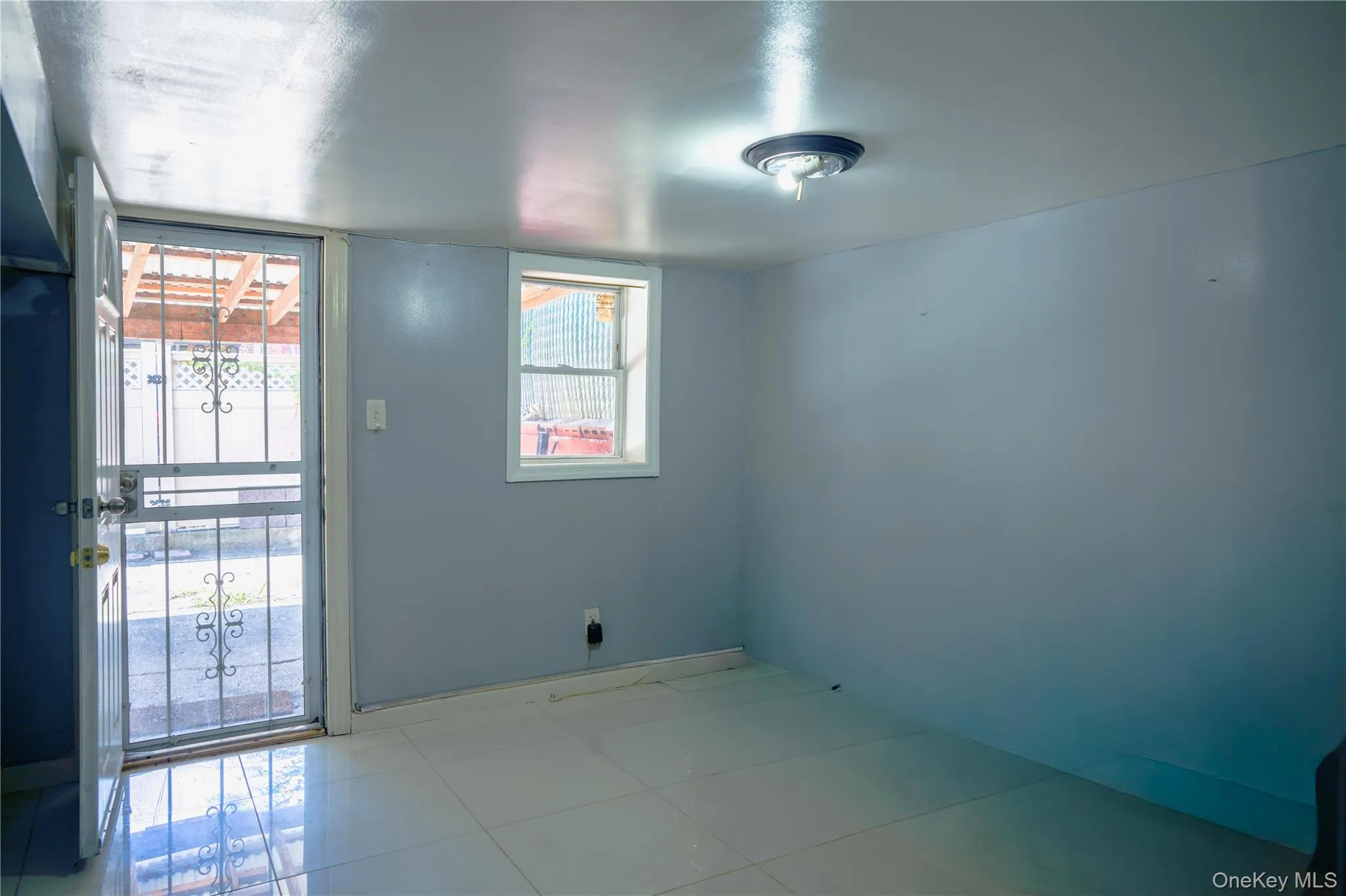17910 Mathewson Court, New York, NY, 3 Bedrooms Bedrooms, 8 Rooms Rooms,2 BathroomsBathrooms,Residential,For Rent,Mathewson,0,1032118 17910 Mathewson Court, New York, NY, 3 Bedrooms Bedrooms, 8 Rooms Rooms,2 BathroomsBathrooms,Residential,For Rent,Mathewson,0,1032118