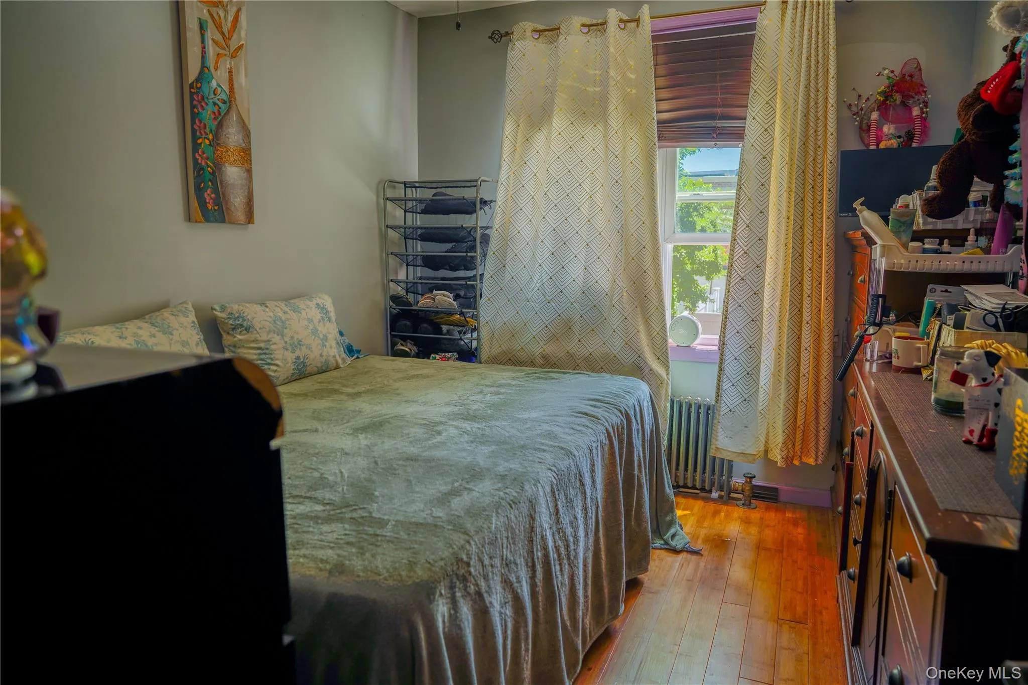 17910 Mathewson Court, New York, NY, 3 Bedrooms Bedrooms, 8 Rooms Rooms,2 BathroomsBathrooms,Residential,For Rent,Mathewson,0,1032118 17910 Mathewson Court, New York, NY, 3 Bedrooms Bedrooms, 8 Rooms Rooms,2 BathroomsBathrooms,Residential,For Rent,Mathewson,0,1032118