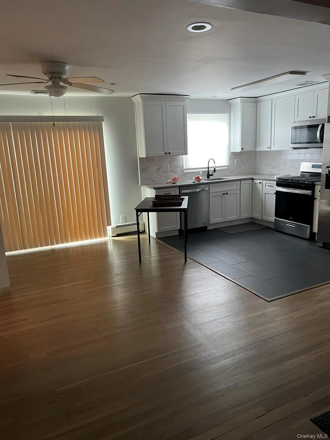 822 9th Street, West Babylon, NY, 3 Bedrooms Bedrooms, 6 Rooms Rooms,2 BathroomsBathrooms,Residential Lease,For Rent,9th,0,1032123 822 9th Street, West Babylon, NY, 3 Bedrooms Bedrooms, 6 Rooms Rooms,2 BathroomsBathrooms,Residential Lease,For Rent,9th,0,1032123