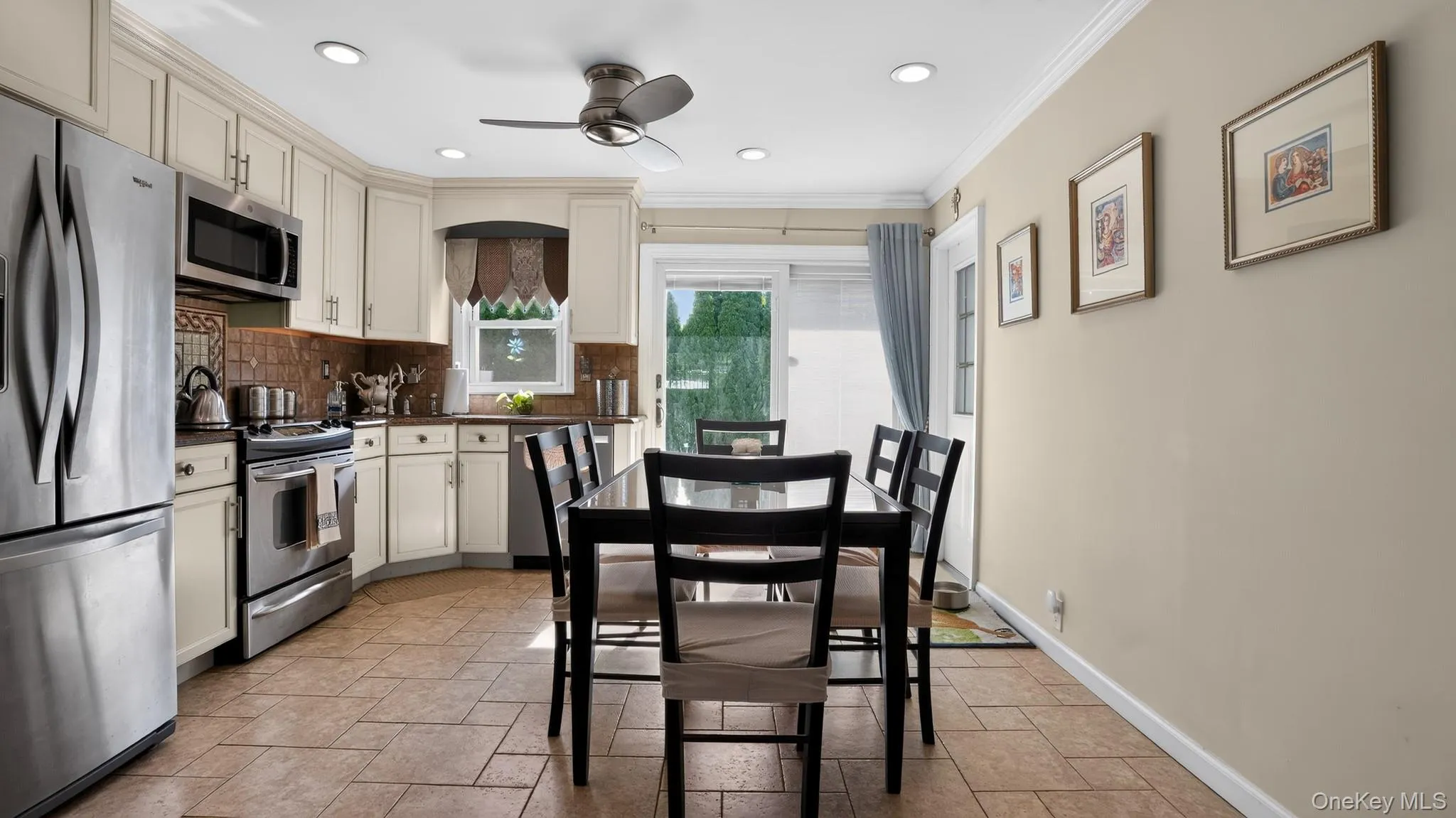 70 5th Street, Oyster Bay, NY, 3 Bedrooms Bedrooms, 4 Rooms Rooms,1 BathroomBathrooms,Residential,For Rent,5th,0,1032127 70 5th Street, Oyster Bay, NY, 3 Bedrooms Bedrooms, 4 Rooms Rooms,1 BathroomBathrooms,Residential,For Rent,5th,0,1032127