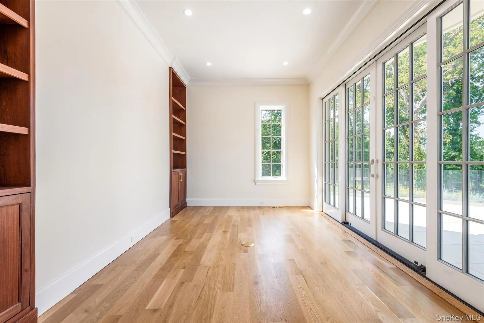 566 Shore Road, North Hempstead, NY, 6 Bedrooms Bedrooms, 12 Rooms Rooms,5 BathroomsBathrooms,Residential,For Rent,Shore,0,1032128 566 Shore Road, North Hempstead, NY, 6 Bedrooms Bedrooms, 12 Rooms Rooms,5 BathroomsBathrooms,Residential,For Rent,Shore,0,1032128