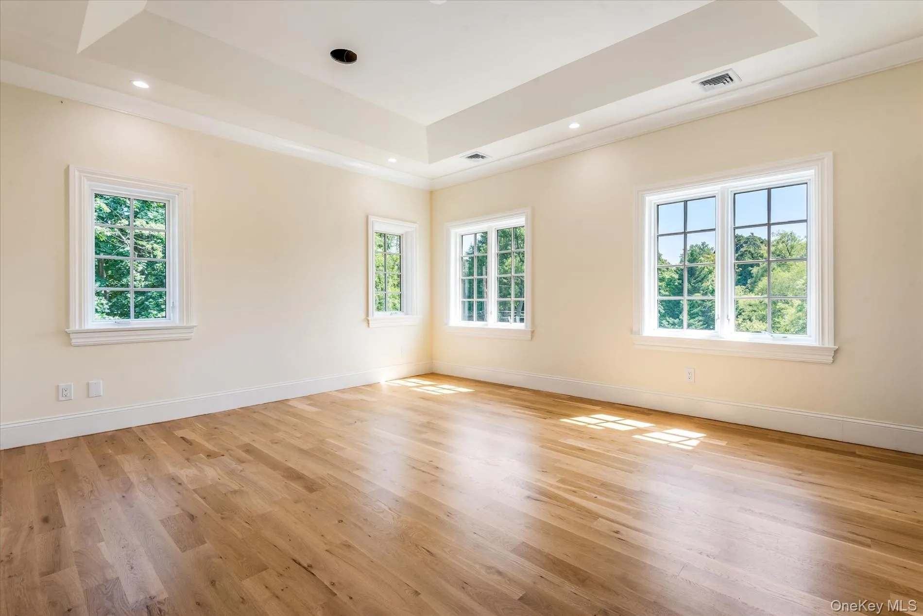 566 Shore Road, North Hempstead, NY, 6 Bedrooms Bedrooms, 12 Rooms Rooms,5 BathroomsBathrooms,Residential,For Rent,Shore,0,1032128 566 Shore Road, North Hempstead, NY, 6 Bedrooms Bedrooms, 12 Rooms Rooms,5 BathroomsBathrooms,Residential,For Rent,Shore,0,1032128