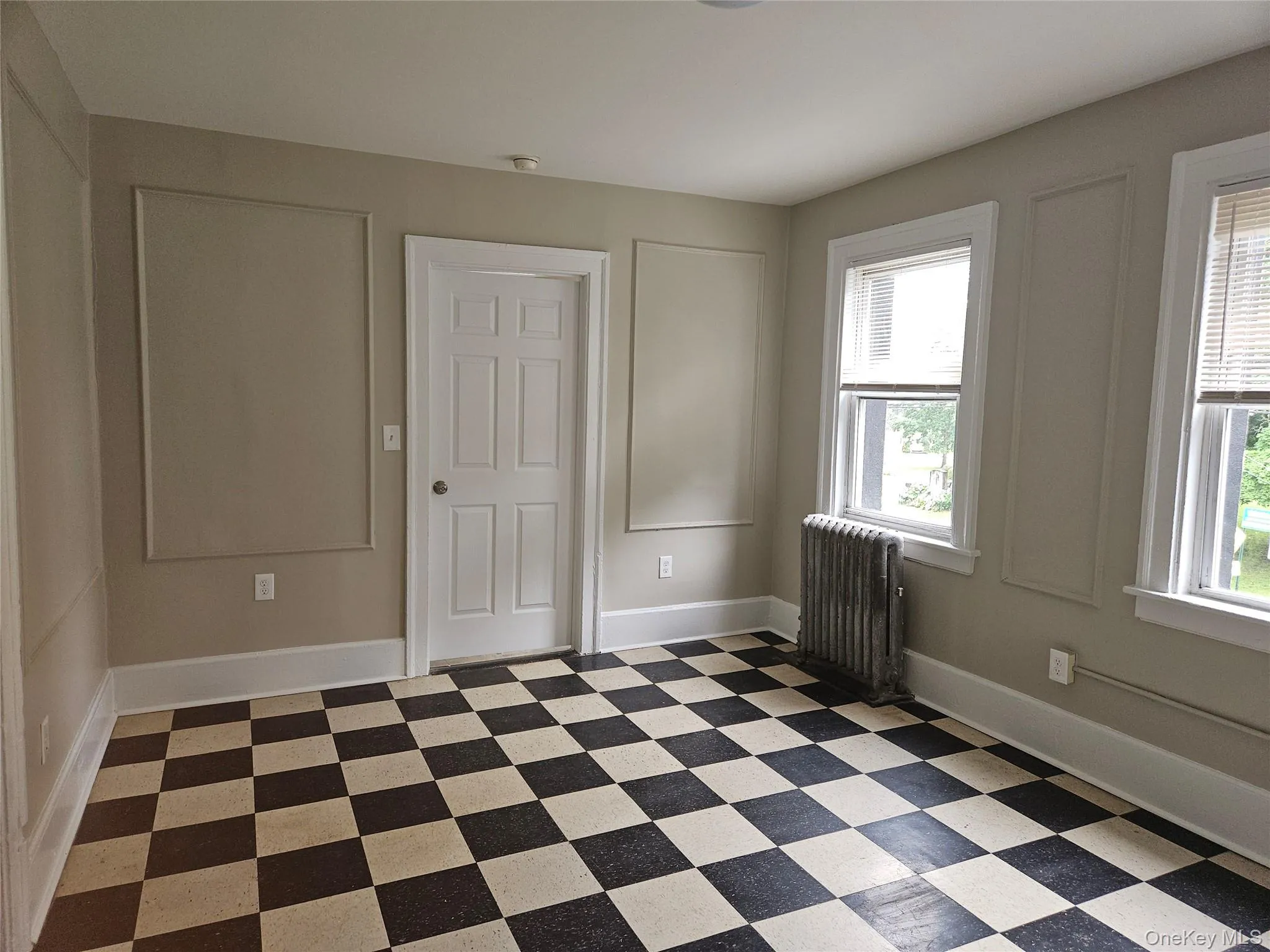 103 Wickham Avenue, Middletown, NY, 3 Bedrooms Bedrooms, 6 Rooms Rooms,1 BathroomBathrooms,Residential Lease,For Rent,Wickham,0,1032135 103 Wickham Avenue, Middletown, NY, 3 Bedrooms Bedrooms, 6 Rooms Rooms,1 BathroomBathrooms,Residential Lease,For Rent,Wickham,0,1032135
