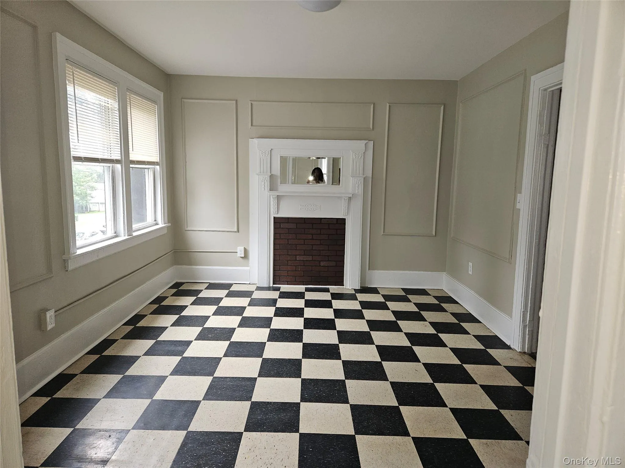103 Wickham Avenue, Middletown, NY, 3 Bedrooms Bedrooms, 6 Rooms Rooms,1 BathroomBathrooms,Residential Lease,For Rent,Wickham,0,1032135 103 Wickham Avenue, Middletown, NY, 3 Bedrooms Bedrooms, 6 Rooms Rooms,1 BathroomBathrooms,Residential Lease,For Rent,Wickham,0,1032135