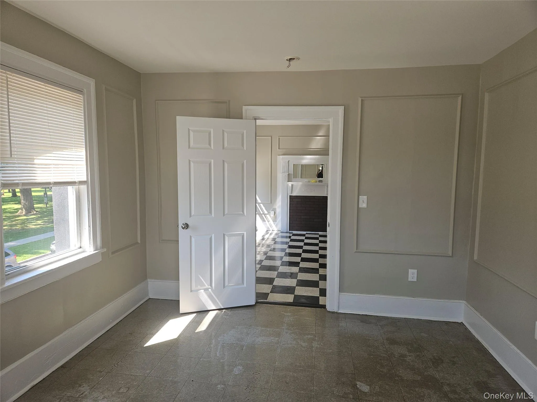 103 Wickham Avenue, Middletown, NY, 3 Bedrooms Bedrooms, 6 Rooms Rooms,1 BathroomBathrooms,Residential Lease,For Rent,Wickham,0,1032135 103 Wickham Avenue, Middletown, NY, 3 Bedrooms Bedrooms, 6 Rooms Rooms,1 BathroomBathrooms,Residential Lease,For Rent,Wickham,0,1032135