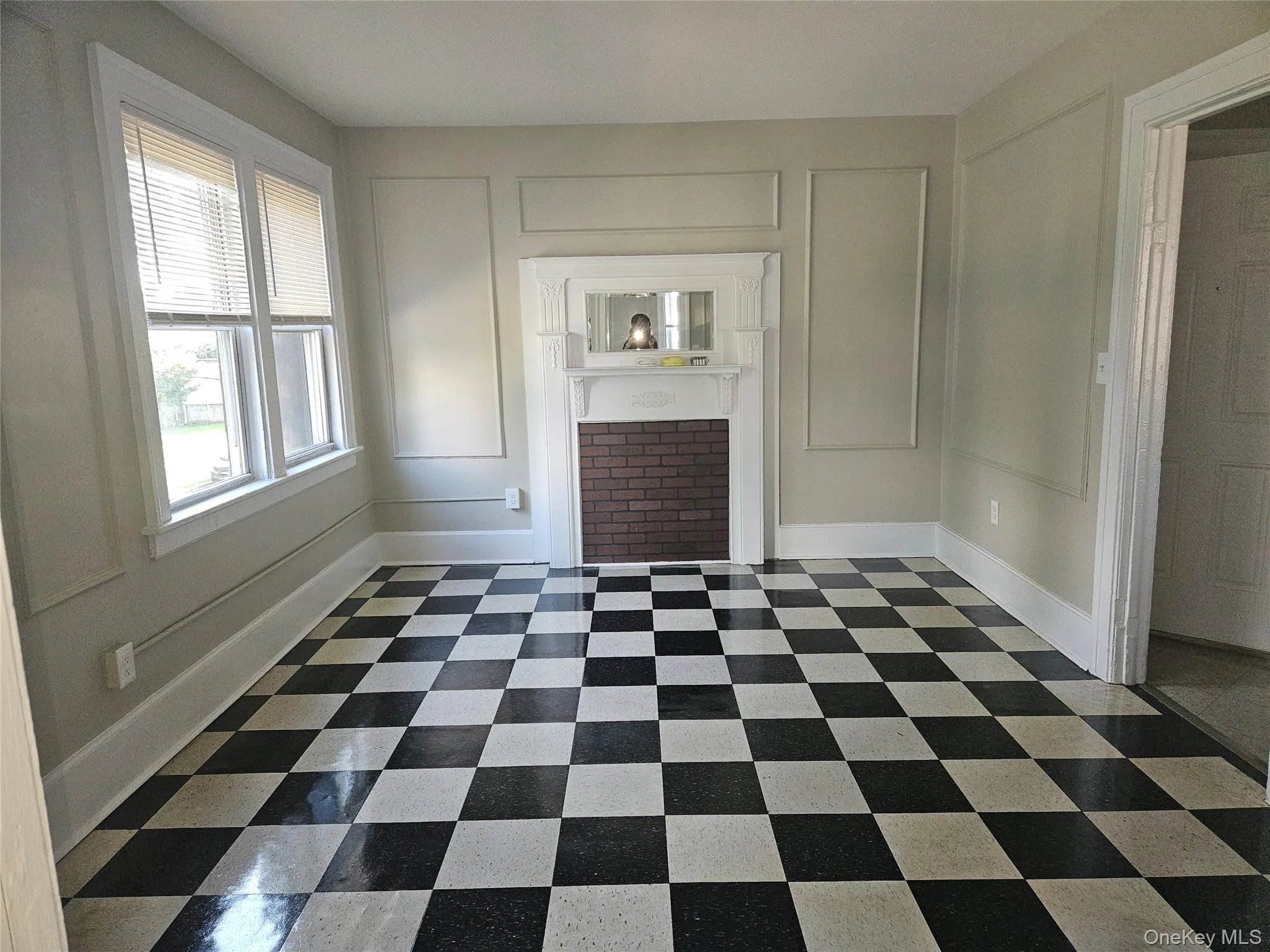 103 Wickham Avenue, Middletown, NY, 3 Bedrooms Bedrooms, 6 Rooms Rooms,1 BathroomBathrooms,Residential Lease,For Rent,Wickham,0,1032135 103 Wickham Avenue, Middletown, NY, 3 Bedrooms Bedrooms, 6 Rooms Rooms,1 BathroomBathrooms,Residential Lease,For Rent,Wickham,0,1032135