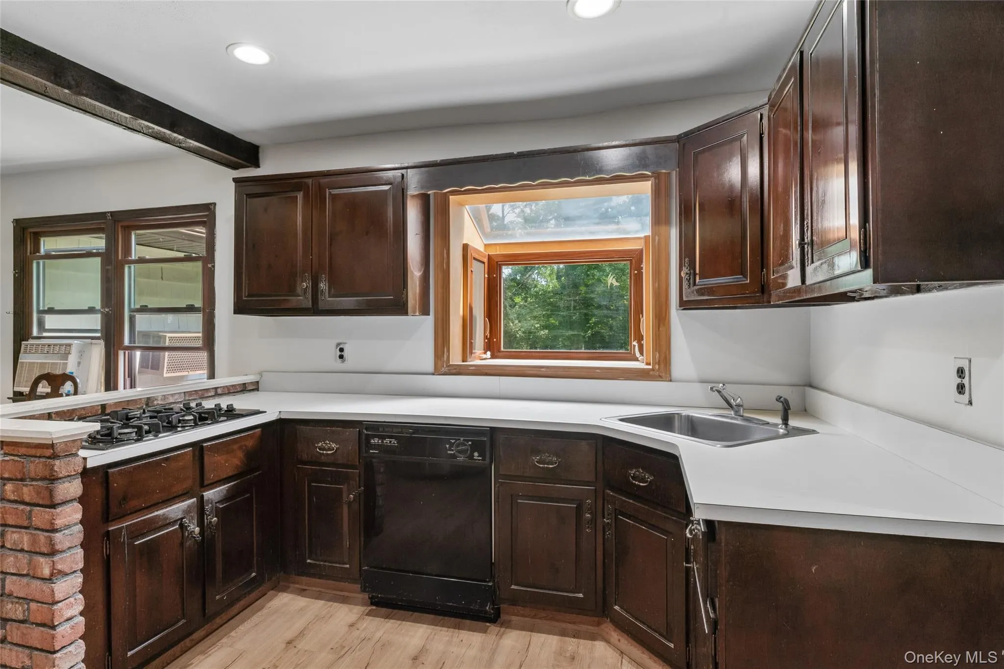 8 Pups Path, Smithtown, NY, 4 Bedrooms Bedrooms, 11 Rooms Rooms,3 BathroomsBathrooms,Residential,For Rent,Pups,0,1032137 8 Pups Path, Smithtown, NY, 4 Bedrooms Bedrooms, 11 Rooms Rooms,3 BathroomsBathrooms,Residential,For Rent,Pups,0,1032137