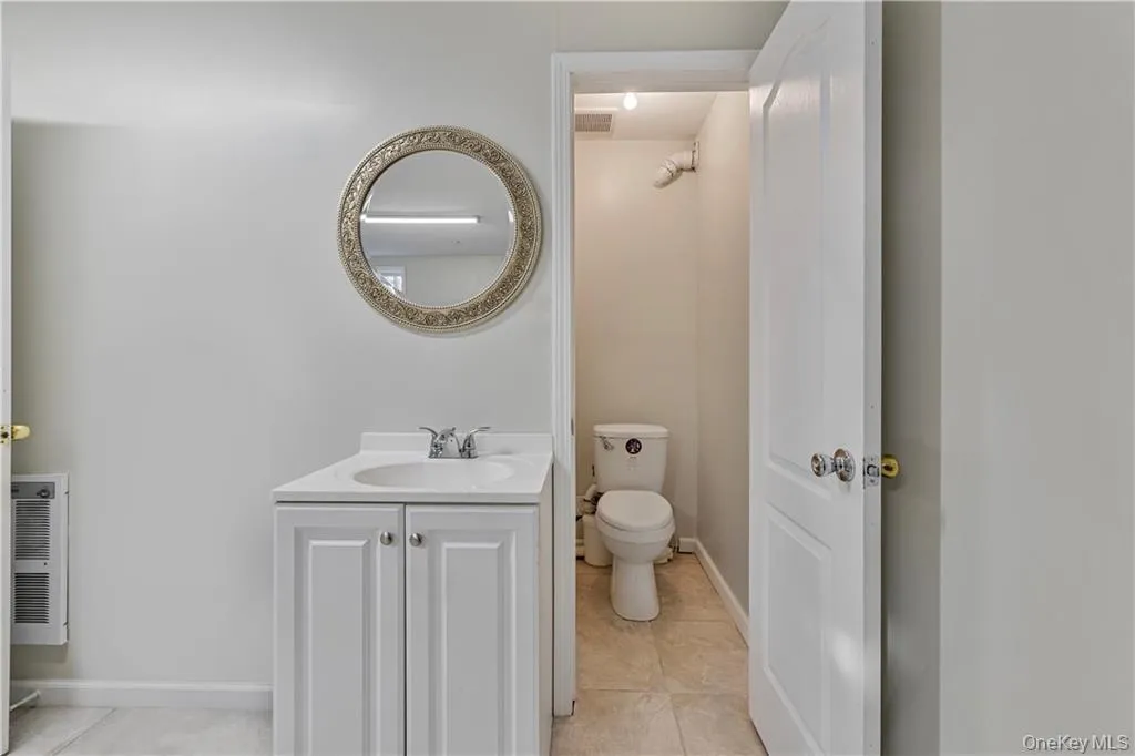 3307 Parkview Drive, Ramapo, NY, 4 Bedrooms Bedrooms, 14 Rooms Rooms,2 BathroomsBathrooms,Residential,For Rent,Parkview,0,1032139 3307 Parkview Drive, Ramapo, NY, 4 Bedrooms Bedrooms, 14 Rooms Rooms,2 BathroomsBathrooms,Residential,For Rent,Parkview,0,1032139