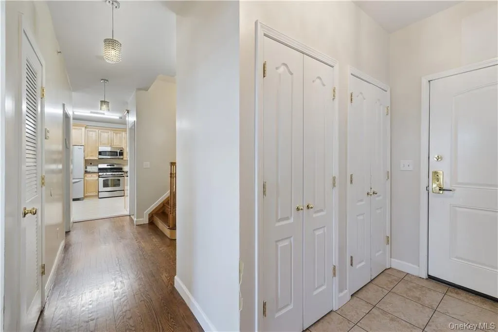 3307 Parkview Drive, Ramapo, NY, 4 Bedrooms Bedrooms, 14 Rooms Rooms,2 BathroomsBathrooms,Residential,For Rent,Parkview,0,1032139 3307 Parkview Drive, Ramapo, NY, 4 Bedrooms Bedrooms, 14 Rooms Rooms,2 BathroomsBathrooms,Residential,For Rent,Parkview,0,1032139