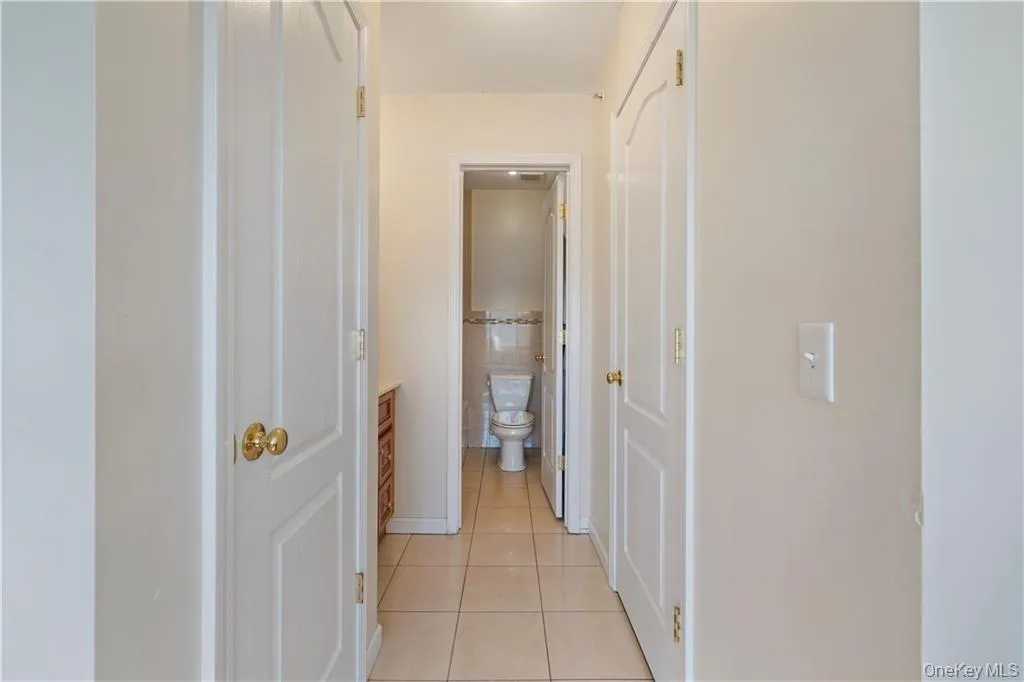 3307 Parkview Drive, Ramapo, NY, 4 Bedrooms Bedrooms, 14 Rooms Rooms,2 BathroomsBathrooms,Residential,For Rent,Parkview,0,1032139 3307 Parkview Drive, Ramapo, NY, 4 Bedrooms Bedrooms, 14 Rooms Rooms,2 BathroomsBathrooms,Residential,For Rent,Parkview,0,1032139
