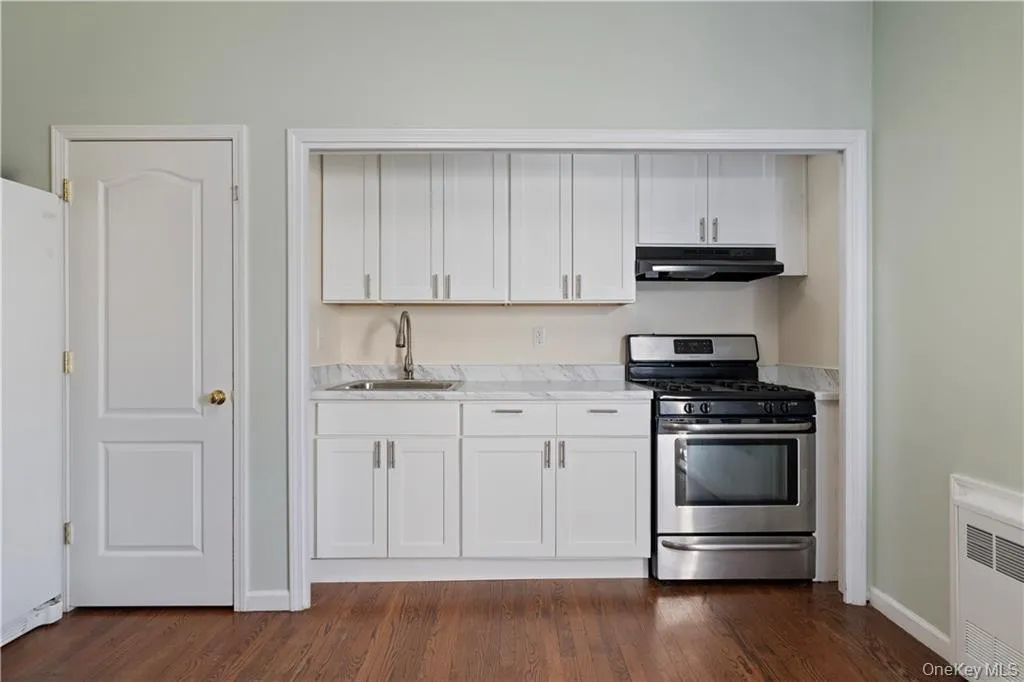3307 Parkview Drive, Ramapo, NY, 4 Bedrooms Bedrooms, 14 Rooms Rooms,2 BathroomsBathrooms,Residential,For Rent,Parkview,0,1032139 3307 Parkview Drive, Ramapo, NY, 4 Bedrooms Bedrooms, 14 Rooms Rooms,2 BathroomsBathrooms,Residential,For Rent,Parkview,0,1032139