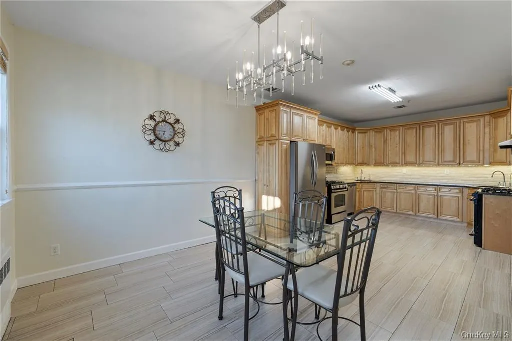 3307 Parkview Drive, Ramapo, NY, 4 Bedrooms Bedrooms, 14 Rooms Rooms,2 BathroomsBathrooms,Residential,For Rent,Parkview,0,1032139 3307 Parkview Drive, Ramapo, NY, 4 Bedrooms Bedrooms, 14 Rooms Rooms,2 BathroomsBathrooms,Residential,For Rent,Parkview,0,1032139