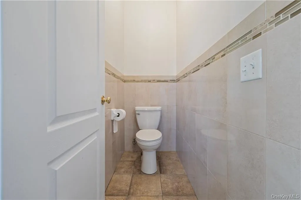 3307 Parkview Drive, Ramapo, NY, 4 Bedrooms Bedrooms, 14 Rooms Rooms,2 BathroomsBathrooms,Residential,For Rent,Parkview,0,1032139 3307 Parkview Drive, Ramapo, NY, 4 Bedrooms Bedrooms, 14 Rooms Rooms,2 BathroomsBathrooms,Residential,For Rent,Parkview,0,1032139