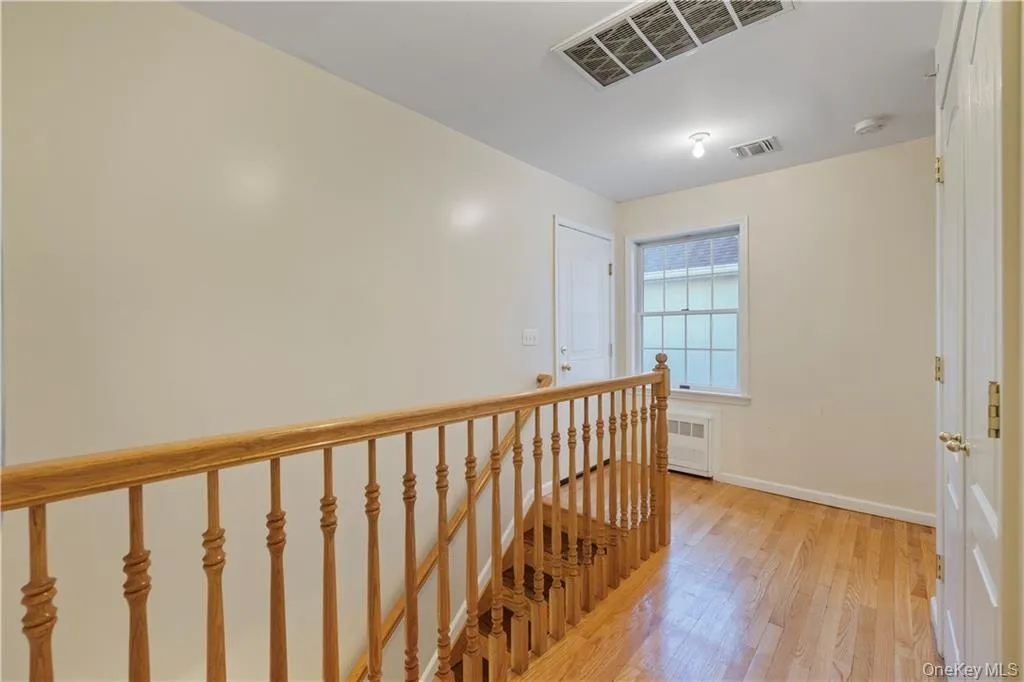 3307 Parkview Drive, Ramapo, NY, 4 Bedrooms Bedrooms, 14 Rooms Rooms,2 BathroomsBathrooms,Residential,For Rent,Parkview,0,1032139 3307 Parkview Drive, Ramapo, NY, 4 Bedrooms Bedrooms, 14 Rooms Rooms,2 BathroomsBathrooms,Residential,For Rent,Parkview,0,1032139