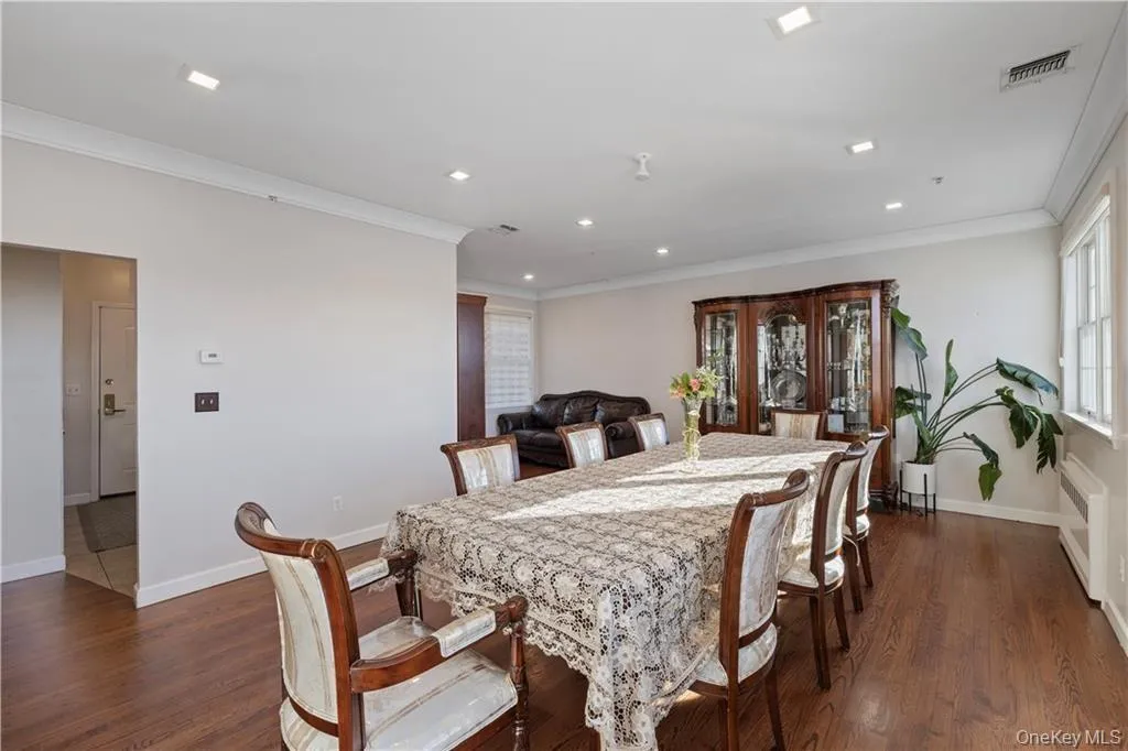 3307 Parkview Drive, Ramapo, NY, 4 Bedrooms Bedrooms, 14 Rooms Rooms,2 BathroomsBathrooms,Residential,For Rent,Parkview,0,1032139 3307 Parkview Drive, Ramapo, NY, 4 Bedrooms Bedrooms, 14 Rooms Rooms,2 BathroomsBathrooms,Residential,For Rent,Parkview,0,1032139