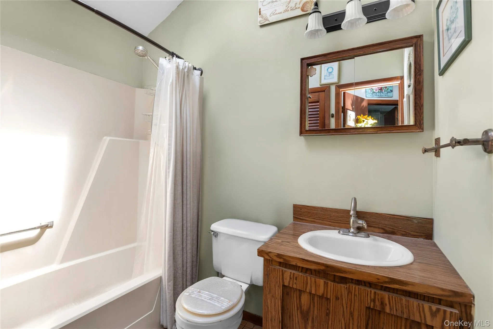 2739 Oak Drive, Hempstead, NY, 5 Bedrooms Bedrooms, 9 Rooms Rooms,2 BathroomsBathrooms,Residential,For Rent,Oak,0,1032146 2739 Oak Drive, Hempstead, NY, 5 Bedrooms Bedrooms, 9 Rooms Rooms,2 BathroomsBathrooms,Residential,For Rent,Oak,0,1032146