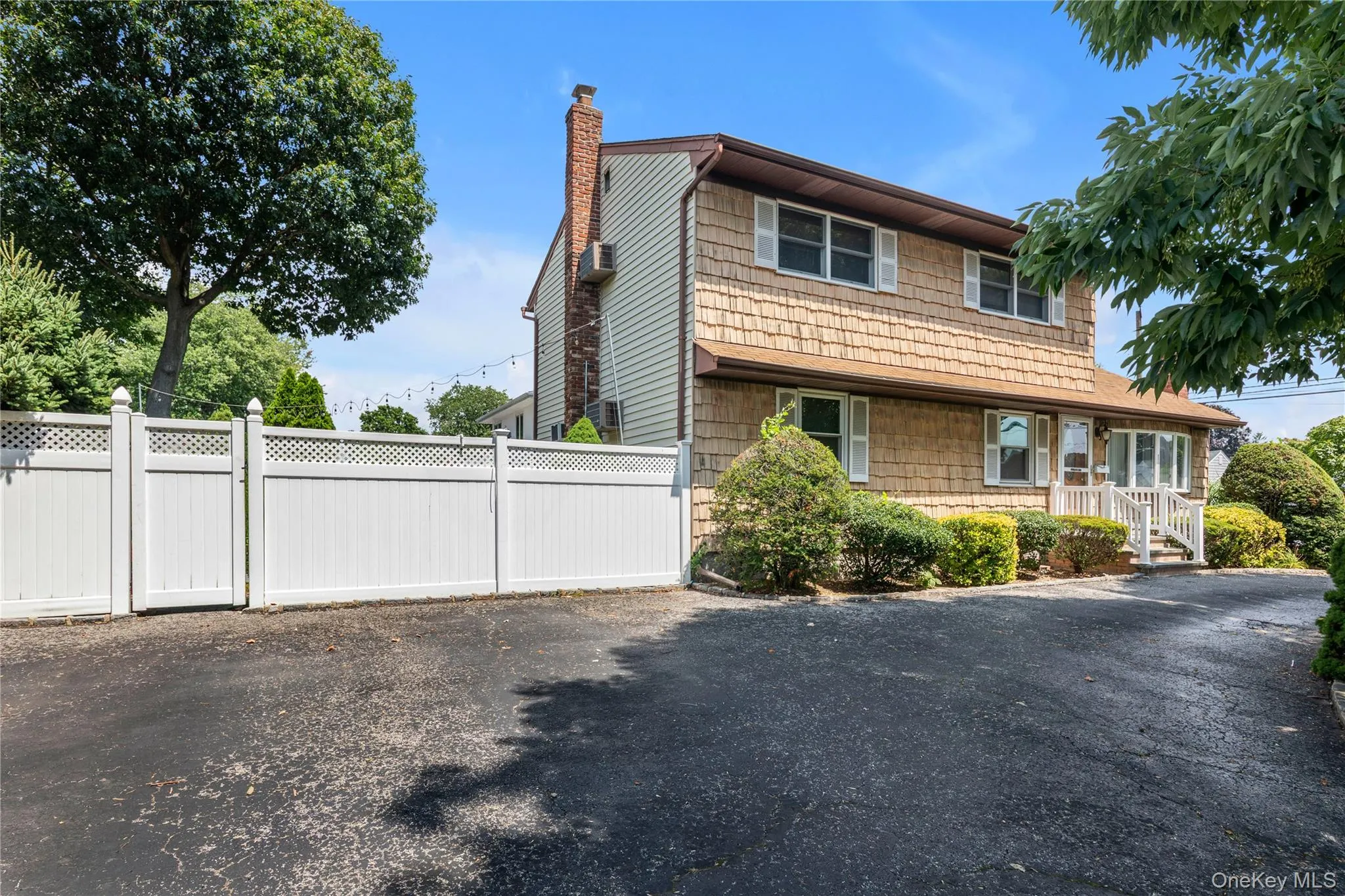 2739 Oak Drive, Hempstead, NY, 5 Bedrooms Bedrooms, 9 Rooms Rooms,2 BathroomsBathrooms,Residential,For Rent,Oak,0,1032146 2739 Oak Drive, Hempstead, NY, 5 Bedrooms Bedrooms, 9 Rooms Rooms,2 BathroomsBathrooms,Residential,For Rent,Oak,0,1032146
