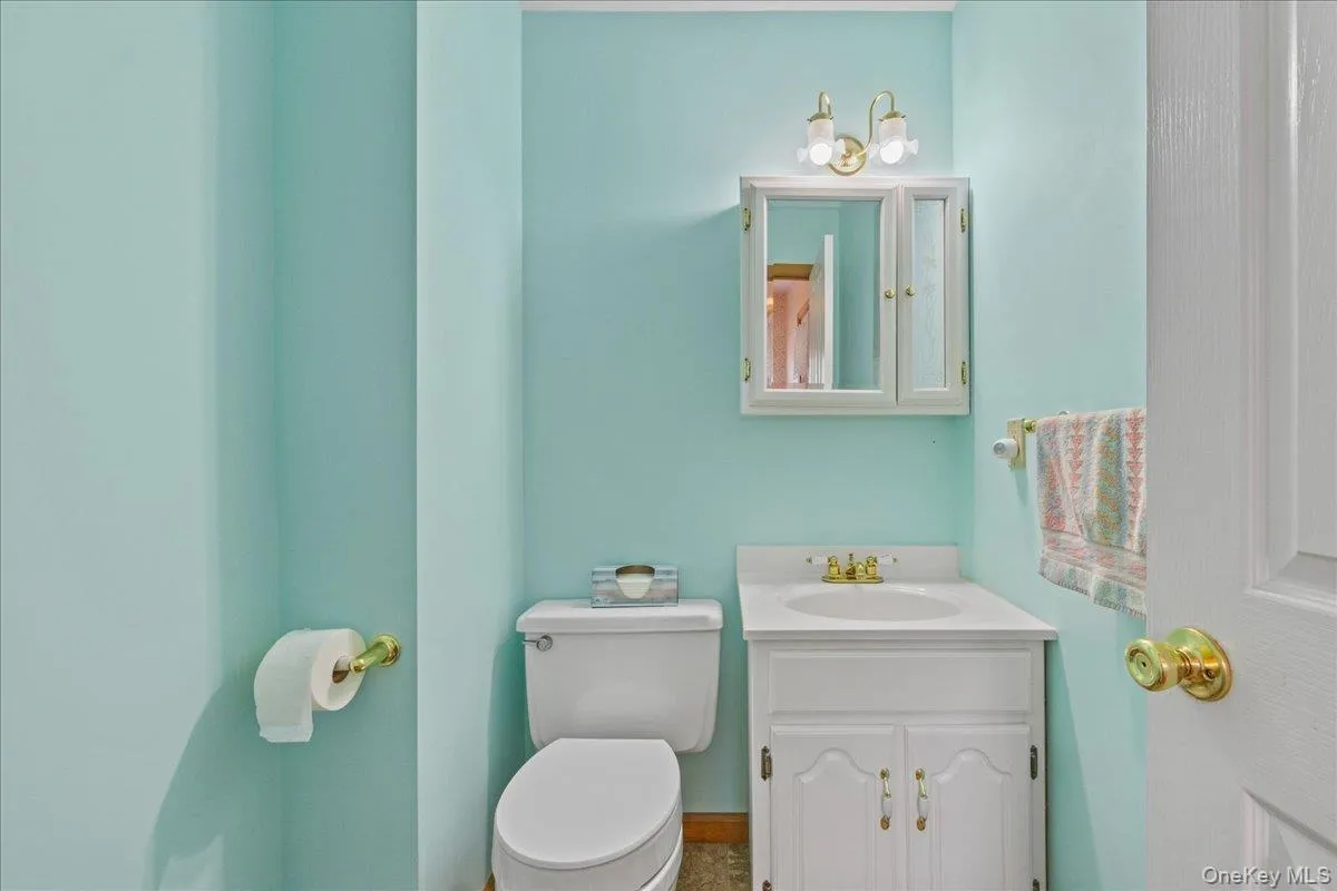 Main level powder room. Main level powder room.