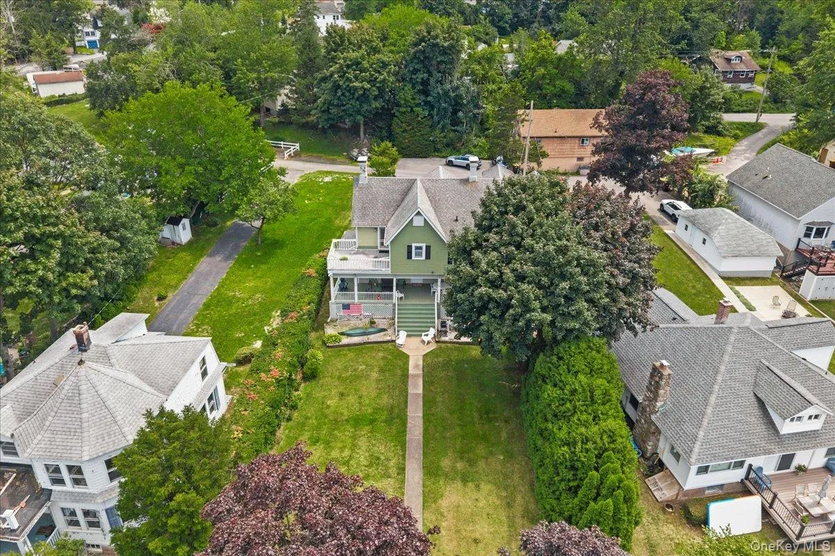 9 Walts Way, Warwick (town), NY, 3 Bedrooms Bedrooms, 14 Rooms Rooms,2 BathroomsBathrooms,Residential,For Rent,Walts,0,1032153 9 Walts Way, Warwick (town), NY, 3 Bedrooms Bedrooms, 14 Rooms Rooms,2 BathroomsBathrooms,Residential,For Rent,Walts,0,1032153