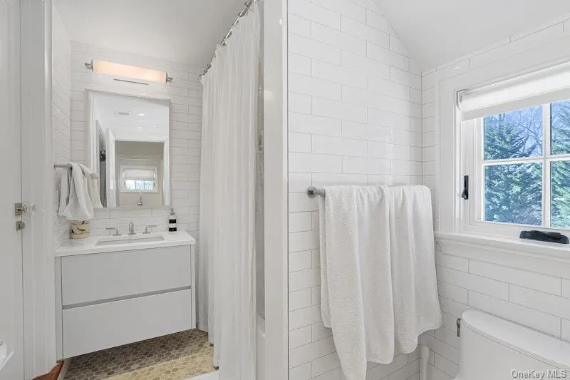 19 Overlook Road, Scarsdale, NY, 4 Bedrooms Bedrooms, 12 Rooms Rooms,5 BathroomsBathrooms,Residential Lease,For Rent,Overlook,0,1032154 19 Overlook Road, Scarsdale, NY, 4 Bedrooms Bedrooms, 12 Rooms Rooms,5 BathroomsBathrooms,Residential Lease,For Rent,Overlook,0,1032154