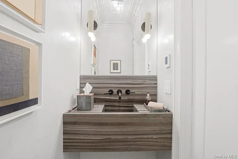 19 Overlook Road, Scarsdale, NY, 4 Bedrooms Bedrooms, 12 Rooms Rooms,5 BathroomsBathrooms,Residential Lease,For Rent,Overlook,0,1032154 19 Overlook Road, Scarsdale, NY, 4 Bedrooms Bedrooms, 12 Rooms Rooms,5 BathroomsBathrooms,Residential Lease,For Rent,Overlook,0,1032154