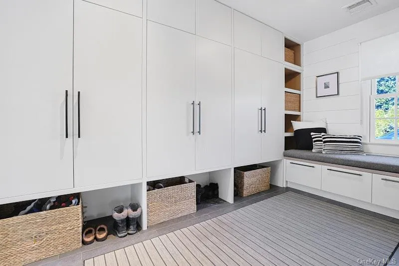 19 Overlook Road, Scarsdale, NY, 4 Bedrooms Bedrooms, 12 Rooms Rooms,5 BathroomsBathrooms,Residential Lease,For Rent,Overlook,0,1032154 19 Overlook Road, Scarsdale, NY, 4 Bedrooms Bedrooms, 12 Rooms Rooms,5 BathroomsBathrooms,Residential Lease,For Rent,Overlook,0,1032154