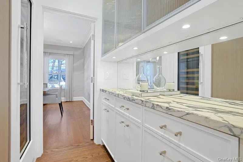 19 Overlook Road, Scarsdale, NY, 4 Bedrooms Bedrooms, 12 Rooms Rooms,5 BathroomsBathrooms,Residential Lease,For Rent,Overlook,0,1032154 19 Overlook Road, Scarsdale, NY, 4 Bedrooms Bedrooms, 12 Rooms Rooms,5 BathroomsBathrooms,Residential Lease,For Rent,Overlook,0,1032154