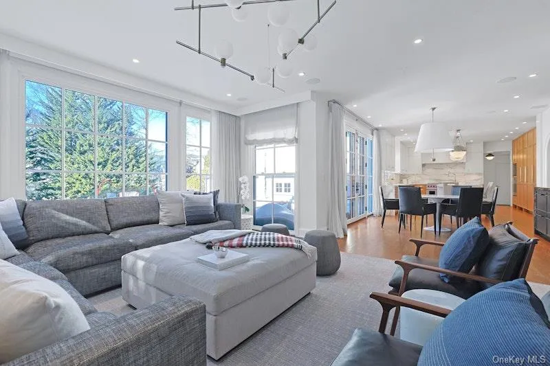 19 Overlook Road, Scarsdale, NY, 4 Bedrooms Bedrooms, 12 Rooms Rooms,5 BathroomsBathrooms,Residential Lease,For Rent,Overlook,0,1032154 19 Overlook Road, Scarsdale, NY, 4 Bedrooms Bedrooms, 12 Rooms Rooms,5 BathroomsBathrooms,Residential Lease,For Rent,Overlook,0,1032154