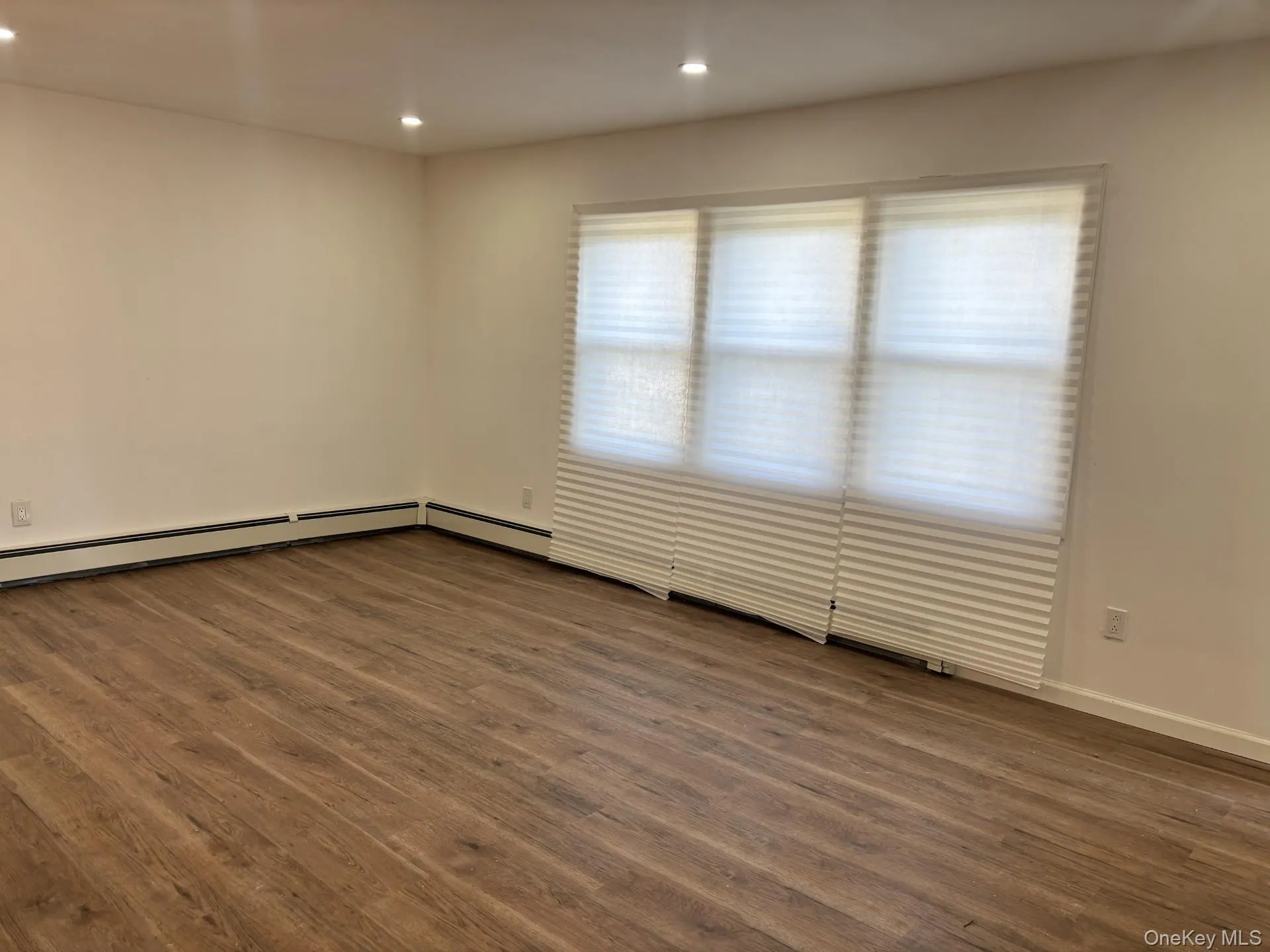 68 State Avenue, Babylon, NY, 4 Bedrooms Bedrooms, 6 Rooms Rooms,2 BathroomsBathrooms,Residential,For Rent,State,0,1032162 68 State Avenue, Babylon, NY, 4 Bedrooms Bedrooms, 6 Rooms Rooms,2 BathroomsBathrooms,Residential,For Rent,State,0,1032162
