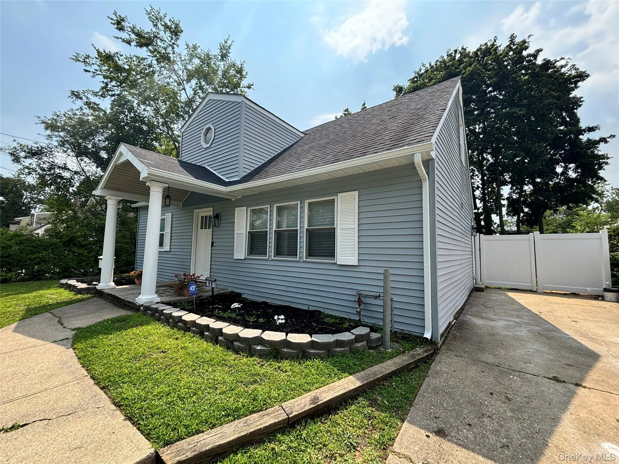 68 State Avenue, Babylon, NY, 4 Bedrooms Bedrooms, 6 Rooms Rooms,2 BathroomsBathrooms,Residential,For Rent,State,0,1032162 68 State Avenue, Babylon, NY, 4 Bedrooms Bedrooms, 6 Rooms Rooms,2 BathroomsBathrooms,Residential,For Rent,State,0,1032162