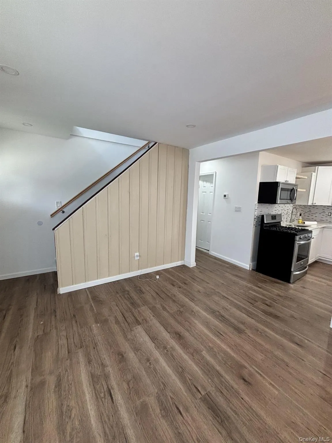 68 State Avenue, Babylon, NY, 4 Bedrooms Bedrooms, 6 Rooms Rooms,2 BathroomsBathrooms,Residential,For Rent,State,0,1032162 68 State Avenue, Babylon, NY, 4 Bedrooms Bedrooms, 6 Rooms Rooms,2 BathroomsBathrooms,Residential,For Rent,State,0,1032162