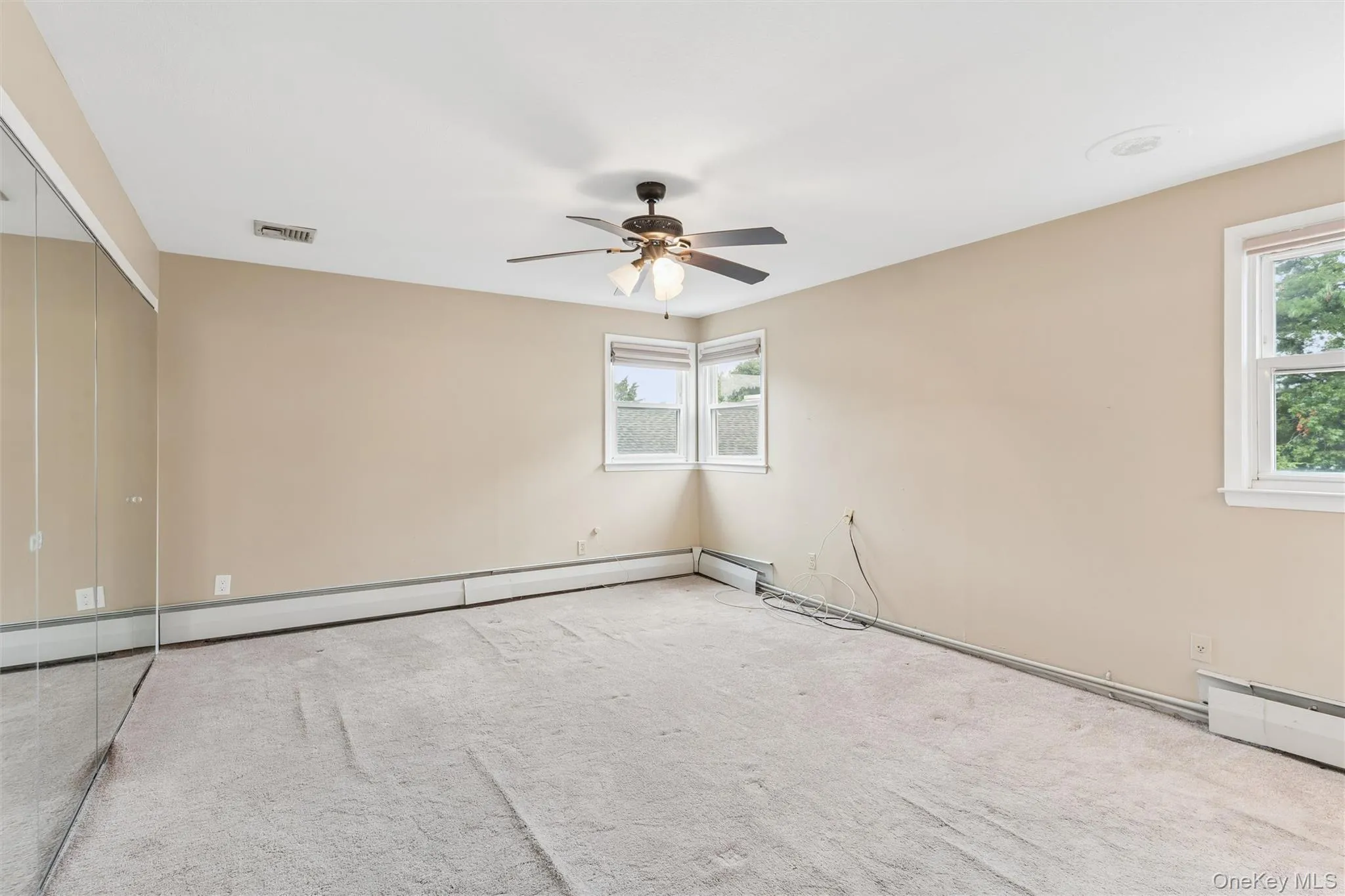 1939 Leonard Lane, Hempstead, NY, 4 Bedrooms Bedrooms, 9 Rooms Rooms,3 BathroomsBathrooms,Residential,For Rent,Leonard,0,1032163 1939 Leonard Lane, Hempstead, NY, 4 Bedrooms Bedrooms, 9 Rooms Rooms,3 BathroomsBathrooms,Residential,For Rent,Leonard,0,1032163