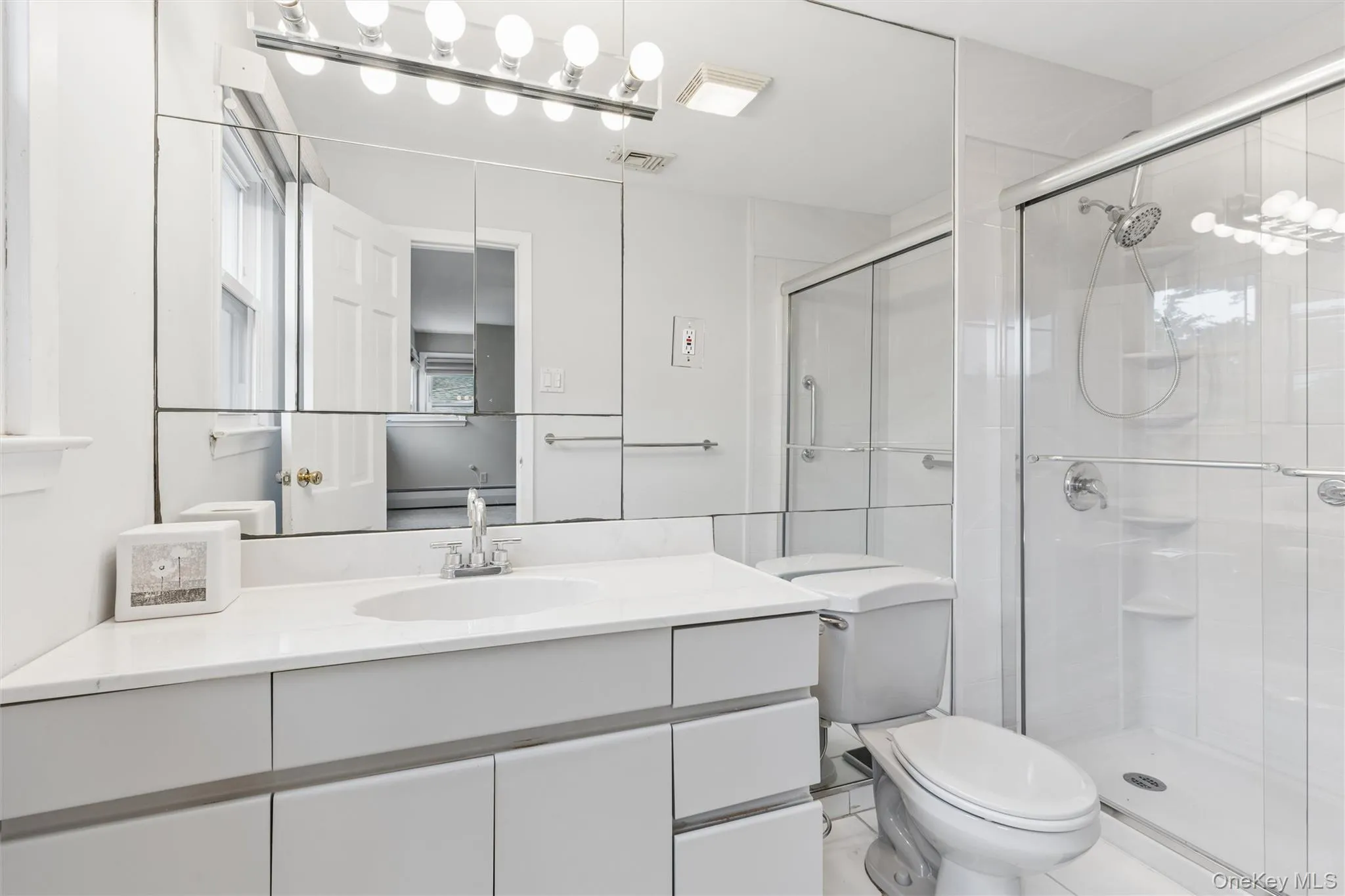 1939 Leonard Lane, Hempstead, NY, 4 Bedrooms Bedrooms, 9 Rooms Rooms,3 BathroomsBathrooms,Residential,For Rent,Leonard,0,1032163 1939 Leonard Lane, Hempstead, NY, 4 Bedrooms Bedrooms, 9 Rooms Rooms,3 BathroomsBathrooms,Residential,For Rent,Leonard,0,1032163