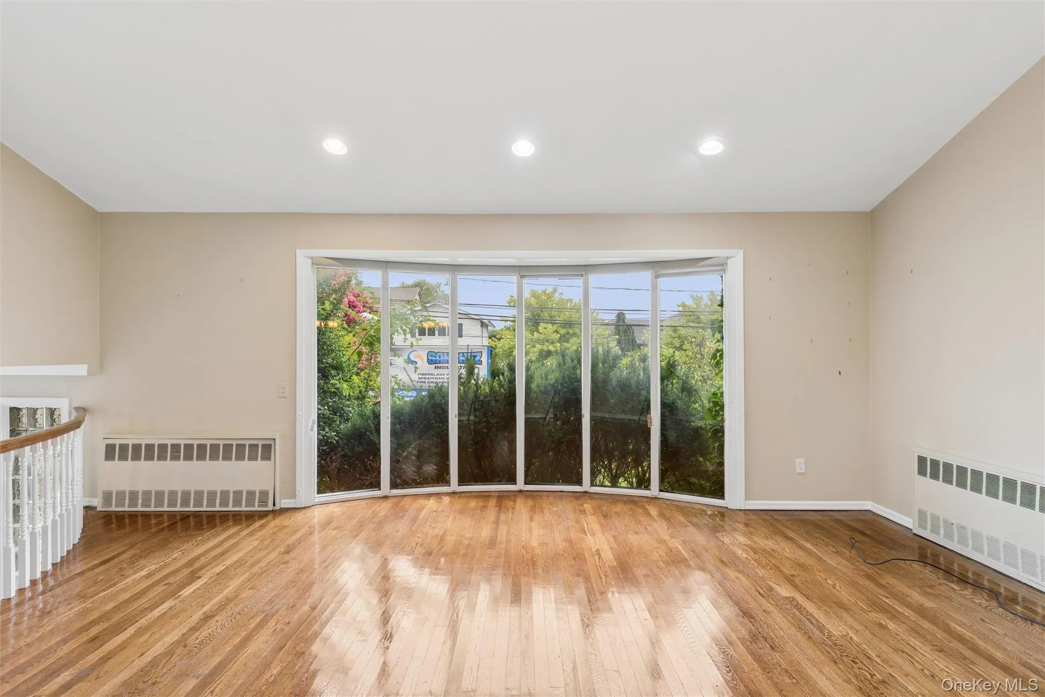 1939 Leonard Lane, Hempstead, NY, 4 Bedrooms Bedrooms, 9 Rooms Rooms,3 BathroomsBathrooms,Residential,For Rent,Leonard,0,1032163 1939 Leonard Lane, Hempstead, NY, 4 Bedrooms Bedrooms, 9 Rooms Rooms,3 BathroomsBathrooms,Residential,For Rent,Leonard,0,1032163