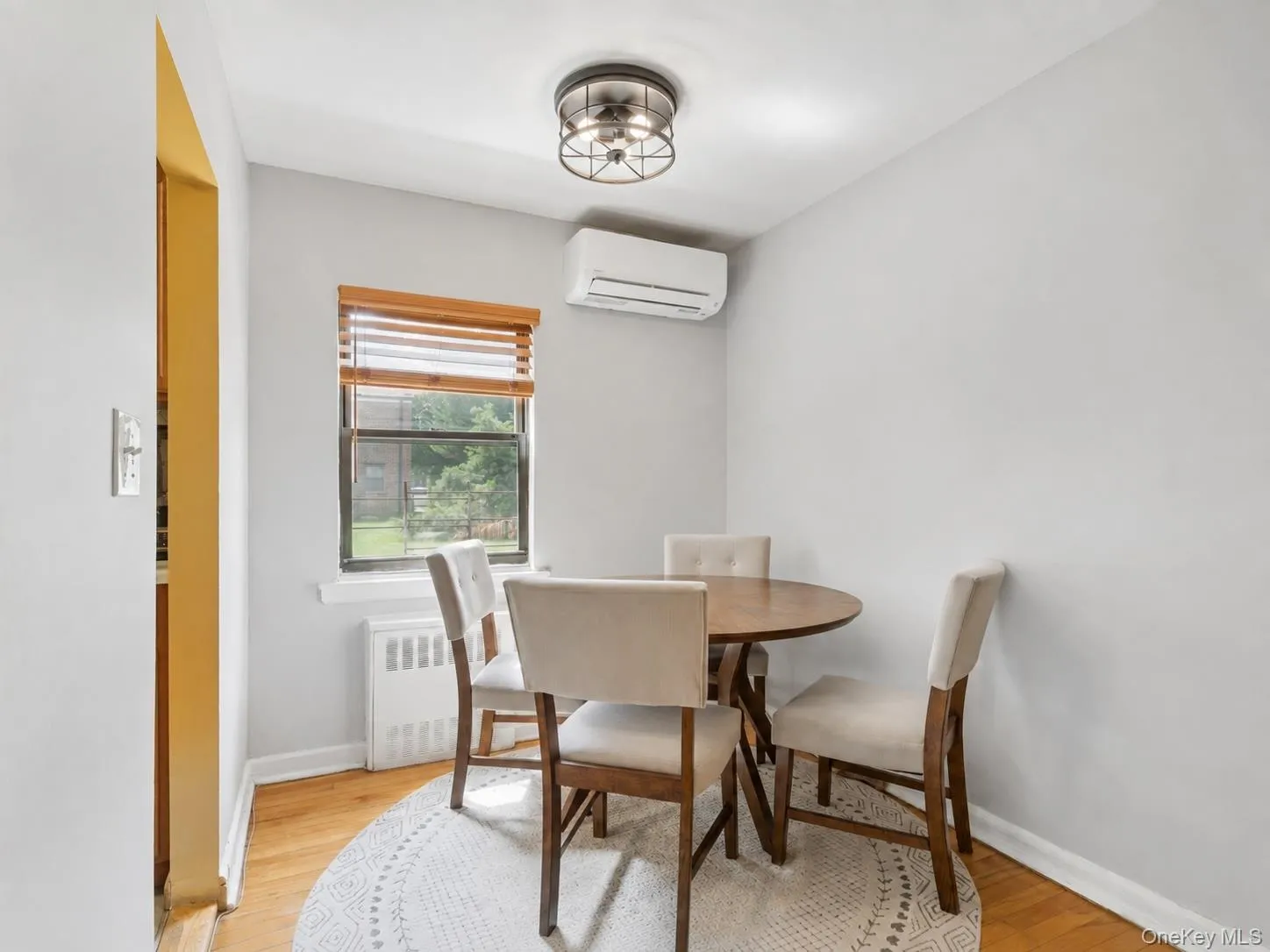 196-29 69th Ave, New York, NY, 1 Bedroom Bedrooms, 4 Rooms Rooms,1 BathroomBathrooms,Residential,For Rent,69th Ave,0,1032164 196-29 69th Ave, New York, NY, 1 Bedroom Bedrooms, 4 Rooms Rooms,1 BathroomBathrooms,Residential,For Rent,69th Ave,0,1032164