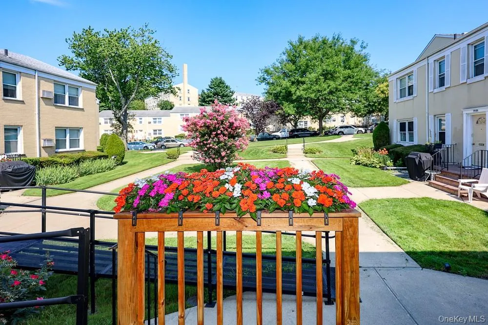 71-11 252 Street, New York, NY, 1 Bedroom Bedrooms, 4 Rooms Rooms,1 BathroomBathrooms,Residential,For Rent,252,0,1032166 71-11 252 Street, New York, NY, 1 Bedroom Bedrooms, 4 Rooms Rooms,1 BathroomBathrooms,Residential,For Rent,252,0,1032166
