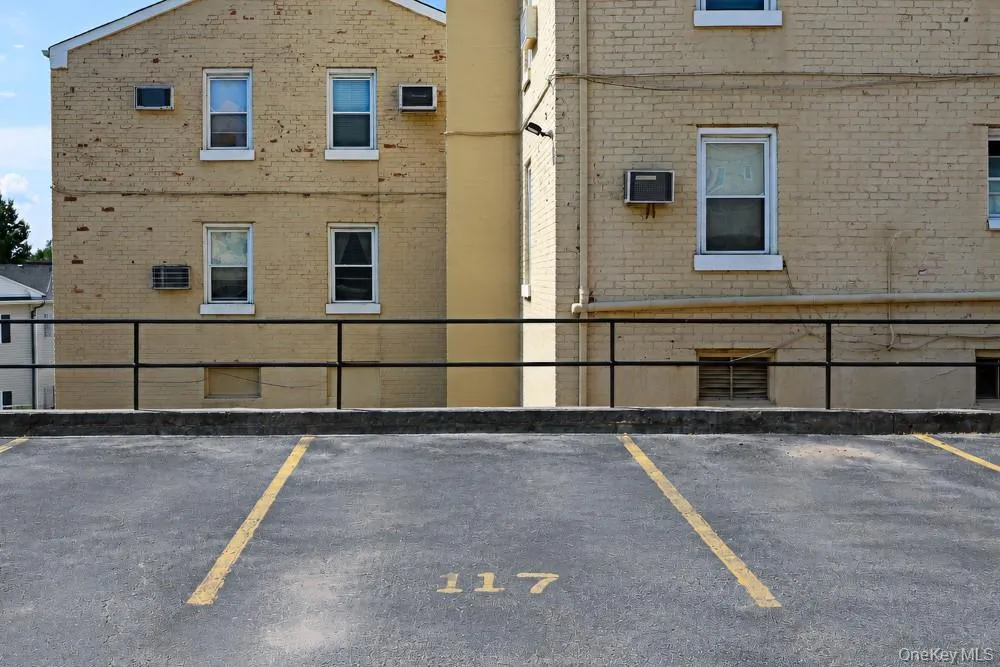 Parking Spot #117 Parking Spot #117