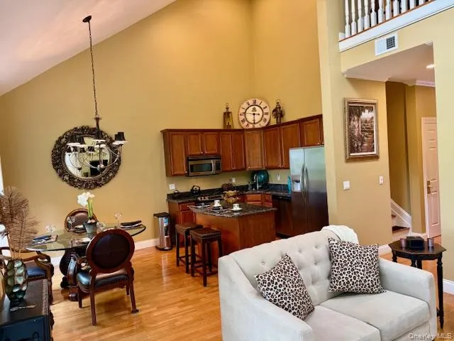 129 Maya Circle, Islip, NY, 2 Bedrooms Bedrooms, 5 Rooms Rooms,2 BathroomsBathrooms,Residential,For Rent,Maya,0,1032167 129 Maya Circle, Islip, NY, 2 Bedrooms Bedrooms, 5 Rooms Rooms,2 BathroomsBathrooms,Residential,For Rent,Maya,0,1032167