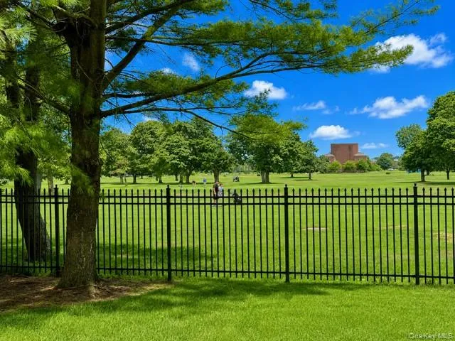 129 Maya Circle, Islip, NY, 2 Bedrooms Bedrooms, 5 Rooms Rooms,2 BathroomsBathrooms,Residential,For Rent,Maya,0,1032167 129 Maya Circle, Islip, NY, 2 Bedrooms Bedrooms, 5 Rooms Rooms,2 BathroomsBathrooms,Residential,For Rent,Maya,0,1032167