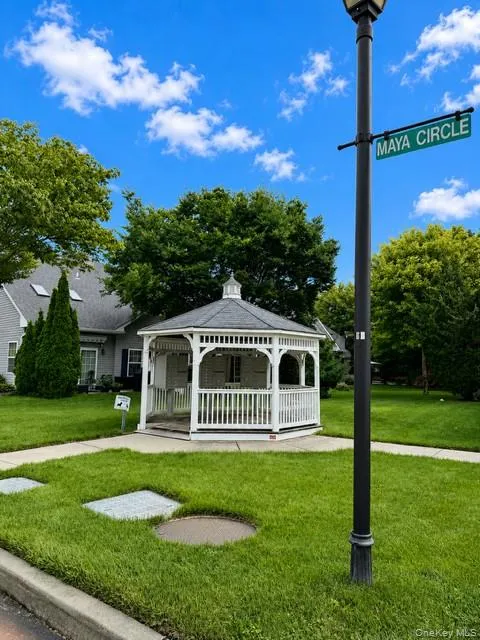 129 Maya Circle, Islip, NY, 2 Bedrooms Bedrooms, 5 Rooms Rooms,2 BathroomsBathrooms,Residential,For Rent,Maya,0,1032167 129 Maya Circle, Islip, NY, 2 Bedrooms Bedrooms, 5 Rooms Rooms,2 BathroomsBathrooms,Residential,For Rent,Maya,0,1032167