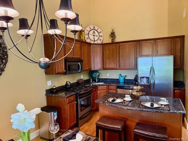129 Maya Circle, Islip, NY, 2 Bedrooms Bedrooms, 5 Rooms Rooms,2 BathroomsBathrooms,Residential,For Rent,Maya,0,1032167 129 Maya Circle, Islip, NY, 2 Bedrooms Bedrooms, 5 Rooms Rooms,2 BathroomsBathrooms,Residential,For Rent,Maya,0,1032167