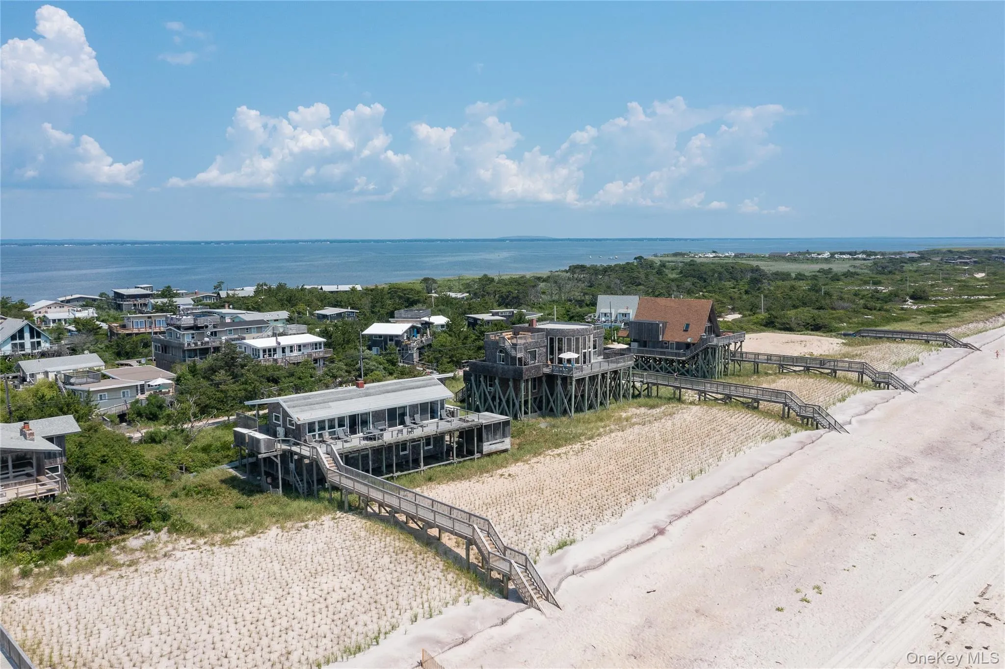 27 Dune Walk, Brookhaven, NY, 6 Bedrooms Bedrooms, 10 Rooms Rooms,2 BathroomsBathrooms,Residential,For Rent,Dune,0,1032168 27 Dune Walk, Brookhaven, NY, 6 Bedrooms Bedrooms, 10 Rooms Rooms,2 BathroomsBathrooms,Residential,For Rent,Dune,0,1032168
