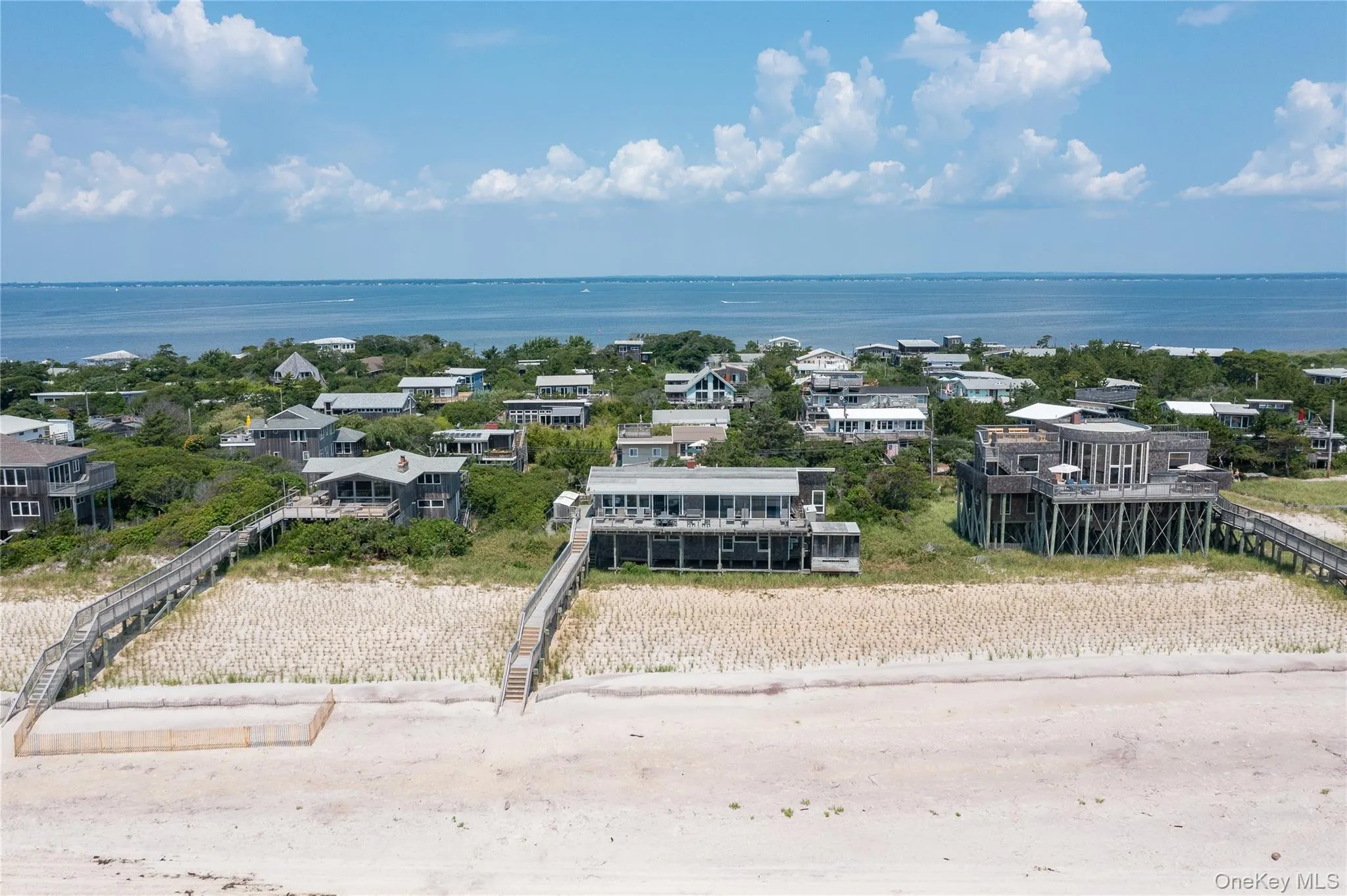 27 Dune Walk, Brookhaven, NY, 6 Bedrooms Bedrooms, 10 Rooms Rooms,2 BathroomsBathrooms,Residential,For Rent,Dune,0,1032168 27 Dune Walk, Brookhaven, NY, 6 Bedrooms Bedrooms, 10 Rooms Rooms,2 BathroomsBathrooms,Residential,For Rent,Dune,0,1032168